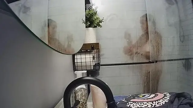 Real Teacher Joanne Tanner Caught Hardcore in the Shower🚿