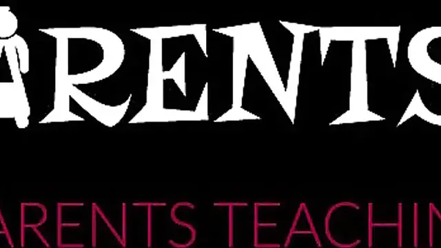 Senior duo tempts stunning blonde with passionate oral😜 delights