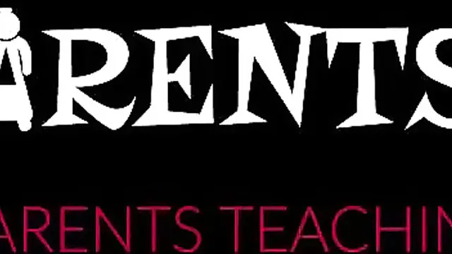 Sexy elder guides young teen on perfect oral😜 skills