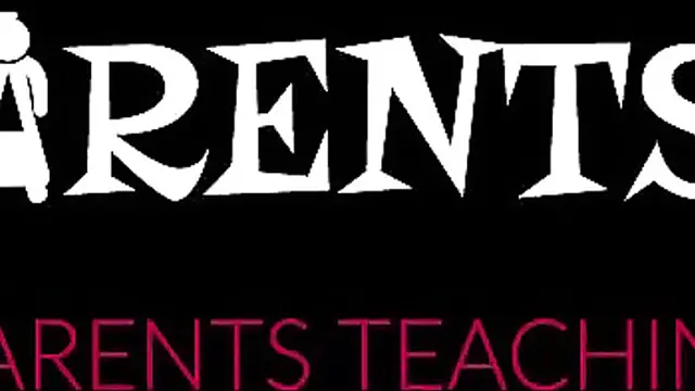 Sweet milf shows two teens how to pleasure a thick cock🌭