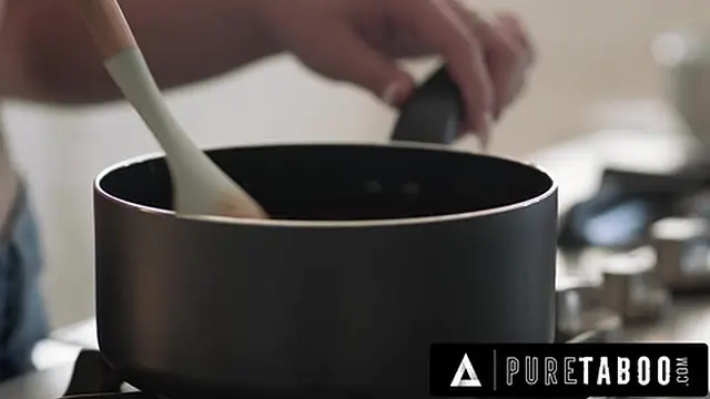 Pervert Dana Vespoli Obsesses Over Ex Boyfriend′s Obedient girlfriend Kylie Rocket