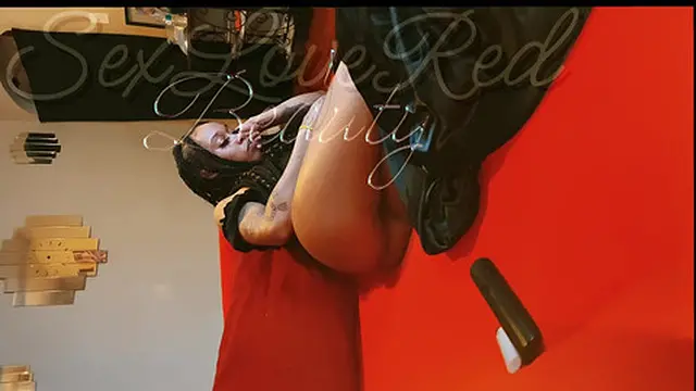 Hot Love Red Beauty and Luscious Pussy🌮️