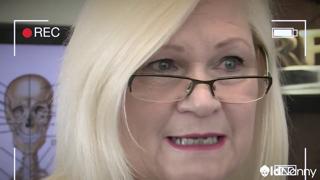 Golden granny rides cock🍆 hard, wet and sloppy anal👌