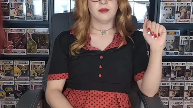 Mature Crossdresser Shares Explicit Lessons